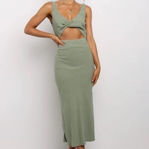 Petal & Pup Green Midi Pencil Dress with Slit